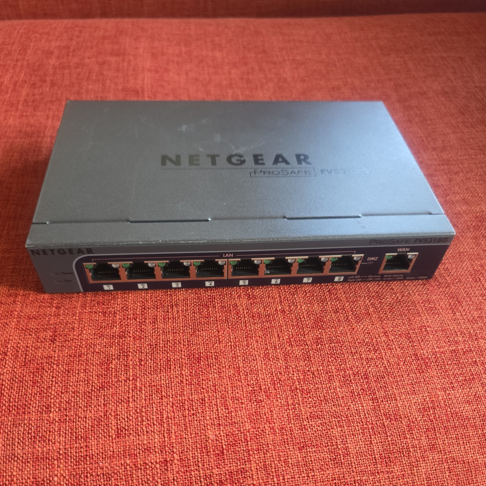 Netgear FVS318G ProSAFE 8-port Gigabit VPN Firewall