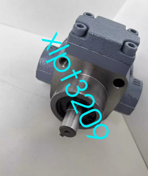 1PCS Nippon（NOP）gear pump TOP-220HB NEW FedEx or DHL