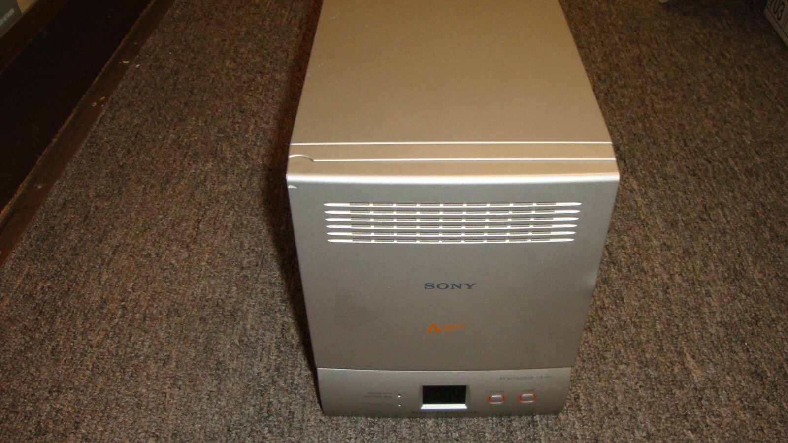 SONY LIB-D81/A3 AIT3 AUTOLOADER 800/2.08TB EXTERNAL SCSI