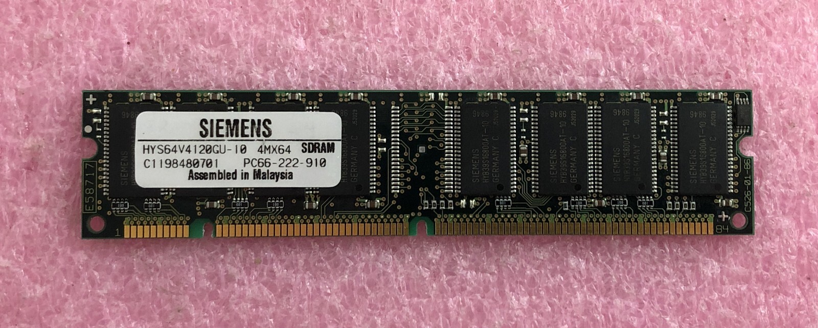1 x 32MB SIEMENS PC-66 NON-ECC MEMORY SDRAM - HYS64V4120GU-10
