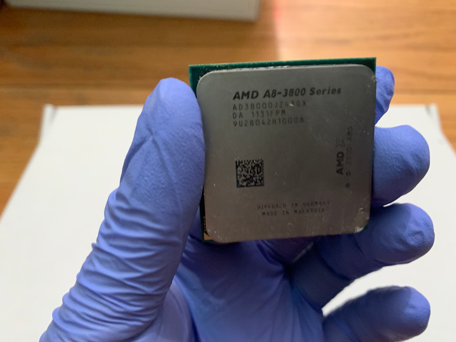 AMD A8-3800 Series Desktop Processor CPU AD38200JZ43GX w/CPU Heatsink