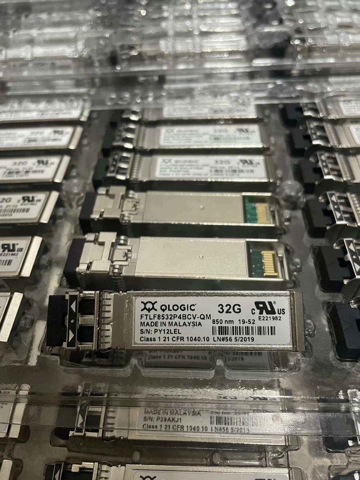 QLogic FTLF8532P4BCV-QM SFP28 32G FC SFP+ 850nm 100m Optical Transceiver