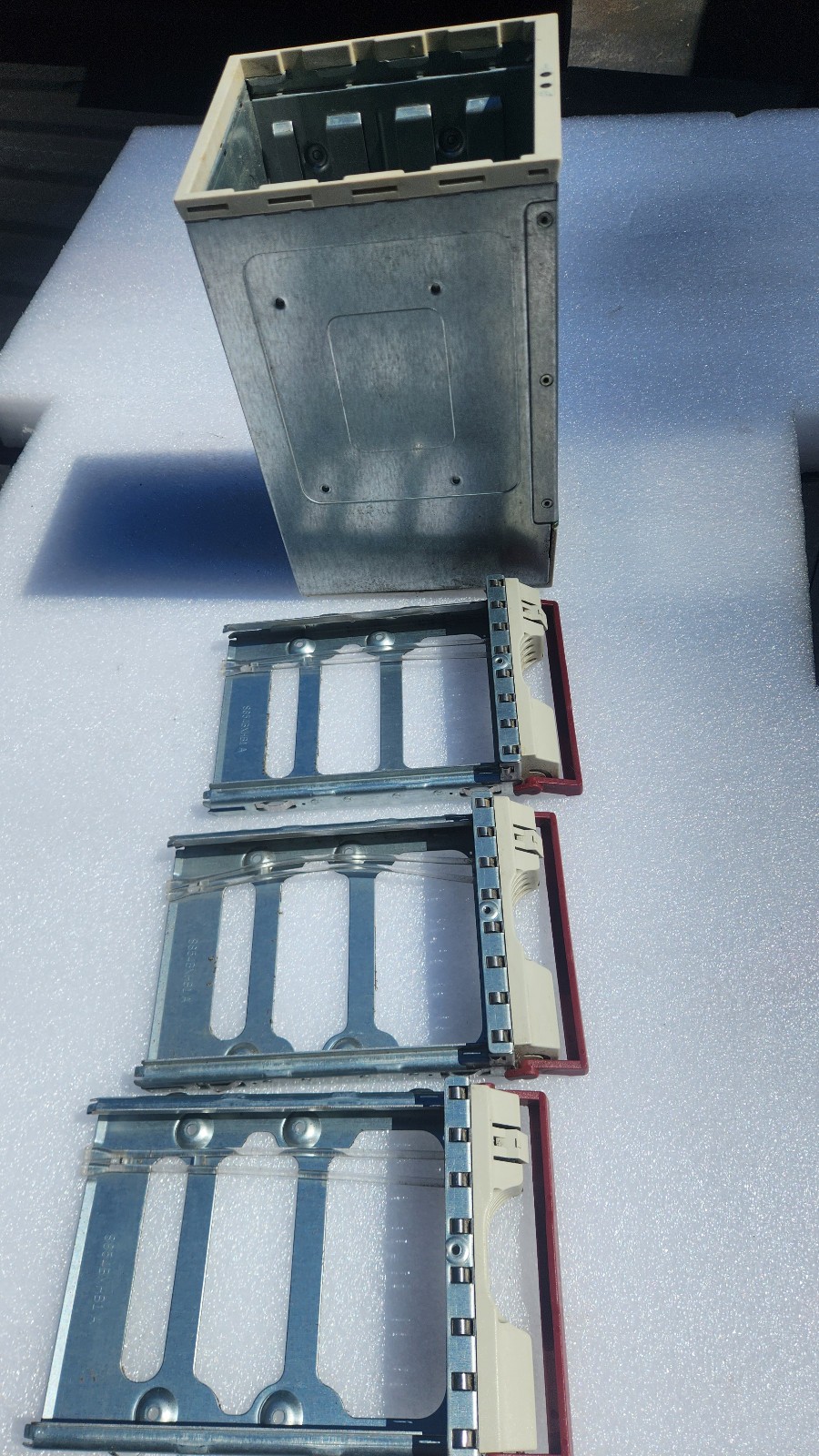 Supermicro CSE-M34T 3x 5.25" -  SATA HDD hotswap mobile rack