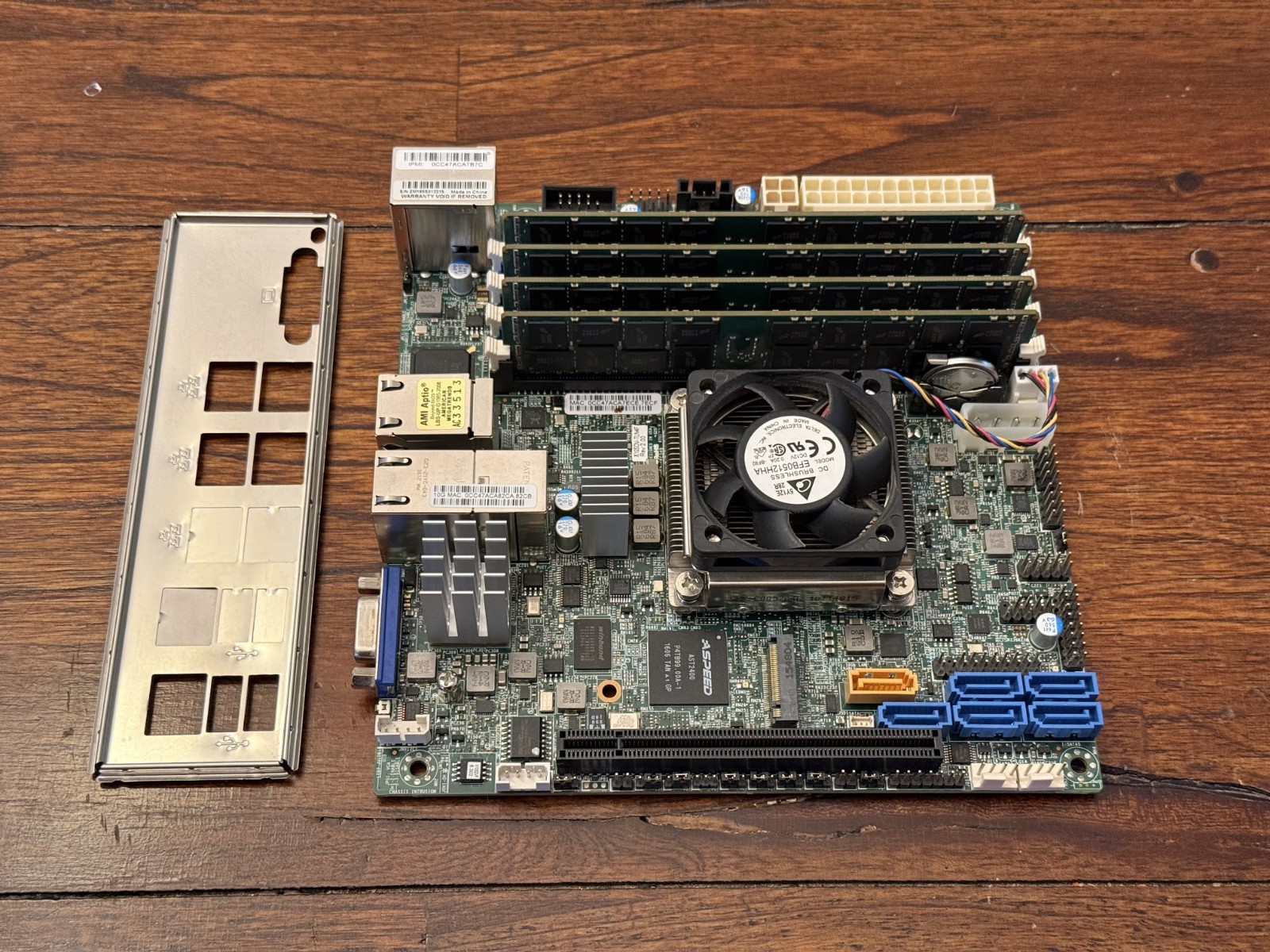 Supermicro X10SDV-TLN4F ITX, Rev 2.00 Xeon D-1541 w/ active fan, 64GB Memory