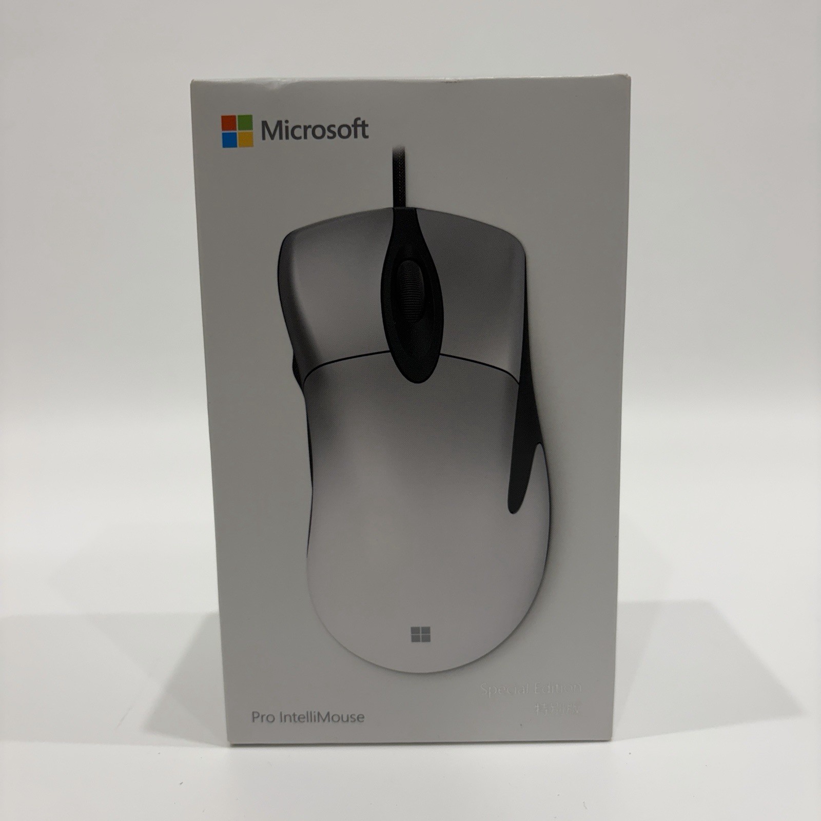 NIB SEALED Microsoft Pro Intellimouse Wired Optical Gaming Mouse SPECIAL EDITION