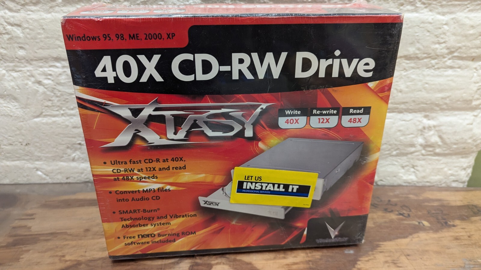 New Sealed Xtasy Visiontek 40X CD-RW Drive 48X Read Speeds With Smart Burn