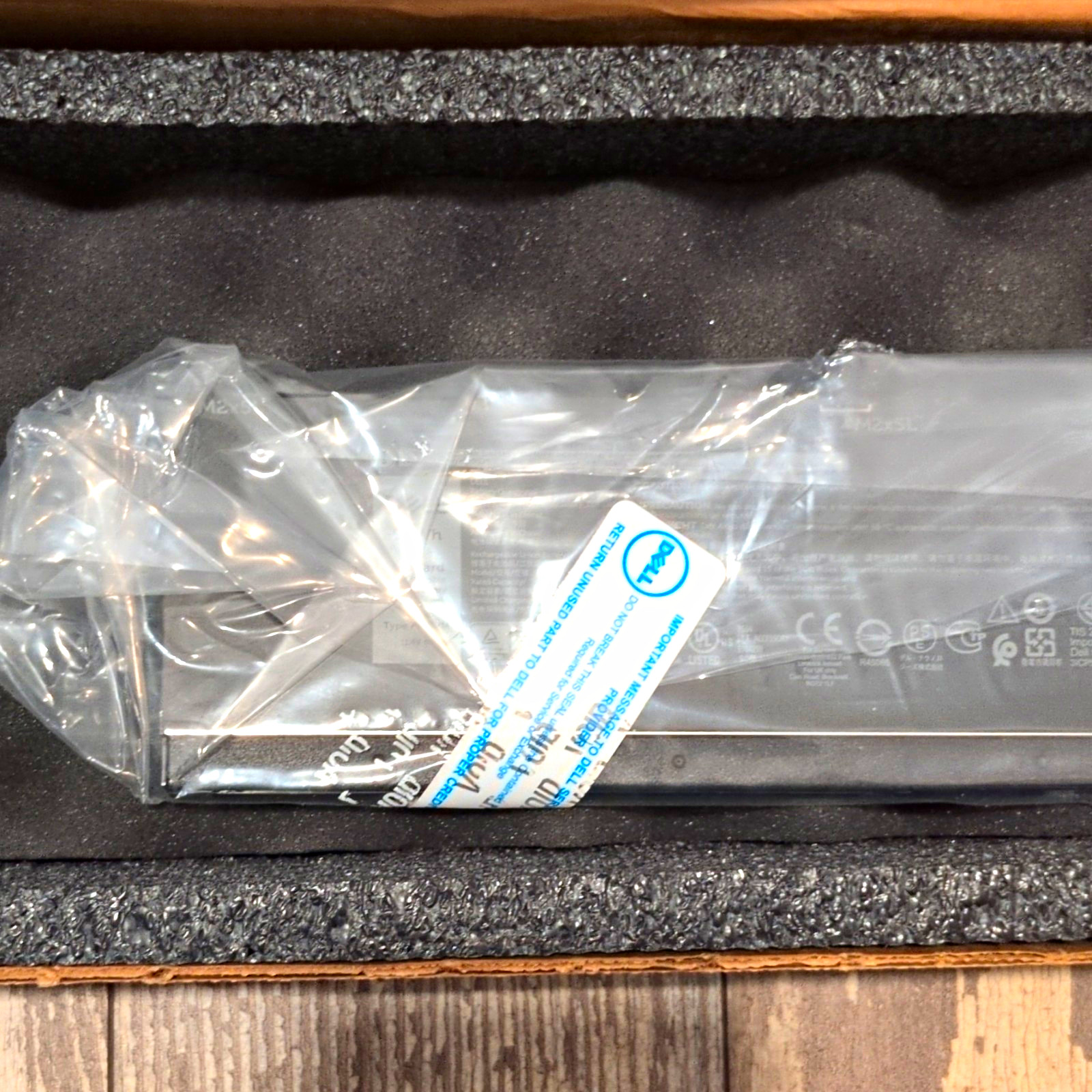 New Genuine Dell 68Wh Battery 068ND3 68ND3 Precision 7550 7560 7750 7760 OEM