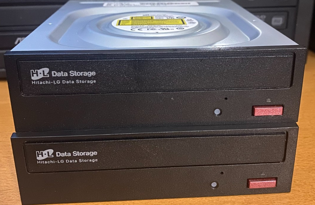 2 HITACHI- LG SUPER MULTI DVD REWRITER