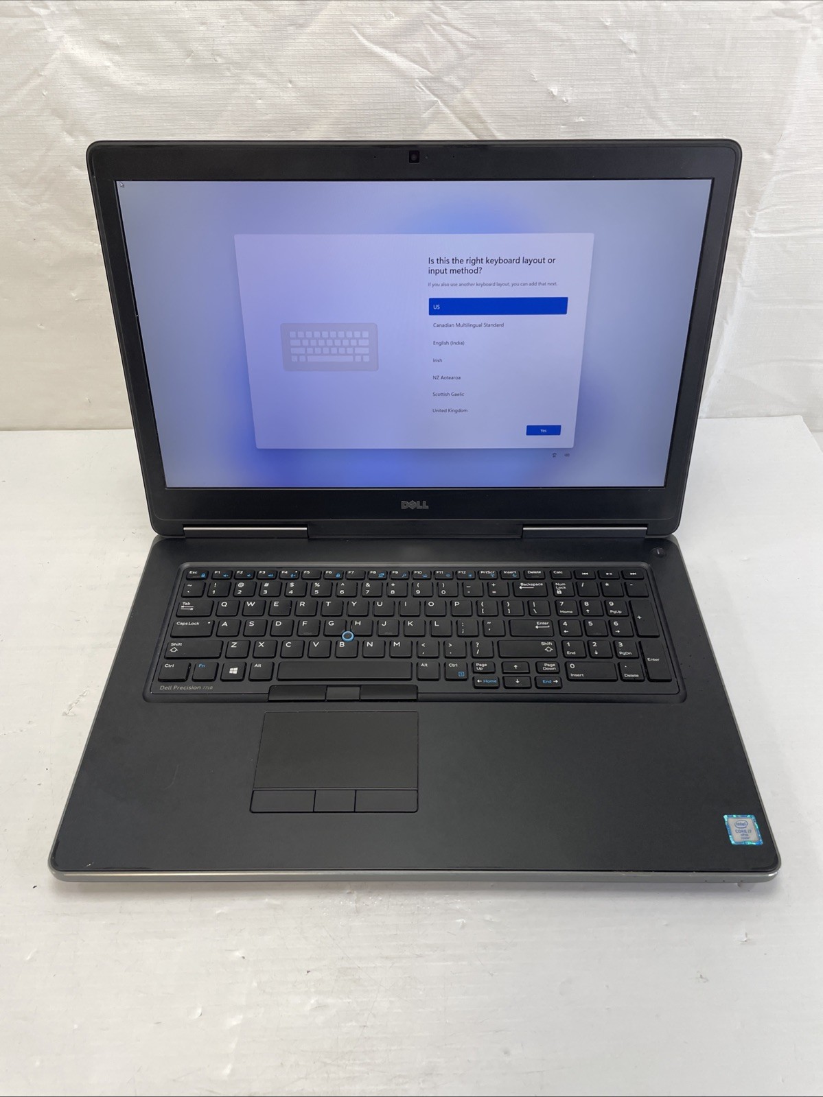 Dell Precision 7710 i7-6820HQ 2.7 Ghz 16 GB Ram 500 GB Hard drive Windows 11