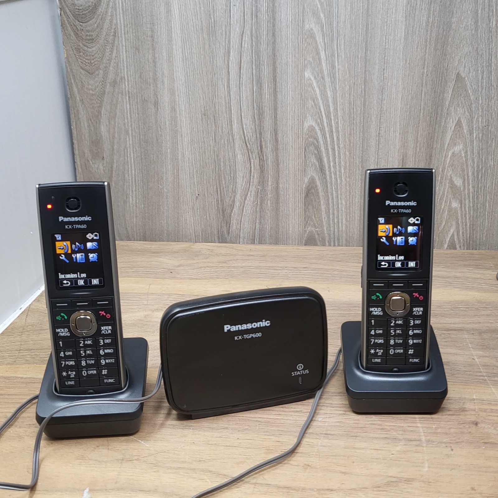Panasonic KX-TGP600 SIP DECT VoIP Base + 2 KX-TPA60 Cordless Phones , Chargers