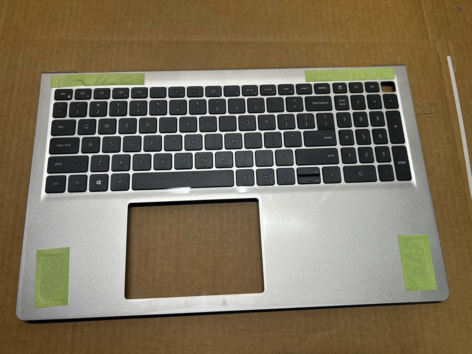 New OEM Dell Inspiron 3510 3511 3515 3520 3521 3525 Palmrest US Keyboard HM1XV