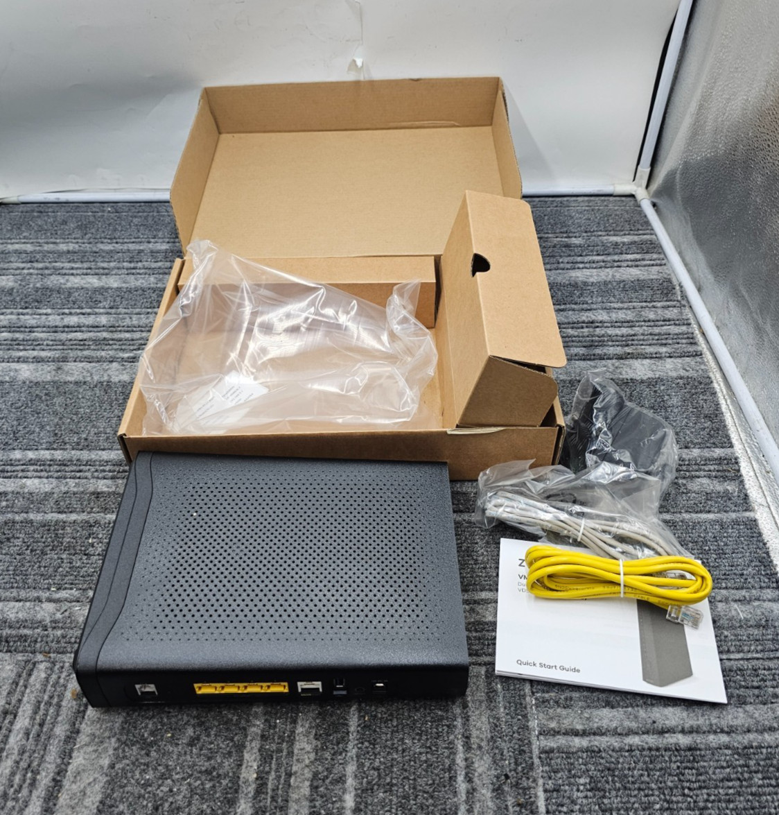 Zyxel VMG4927-B50A Dual-Band Wireless AC2300 VDSL2 Bonding Gateway