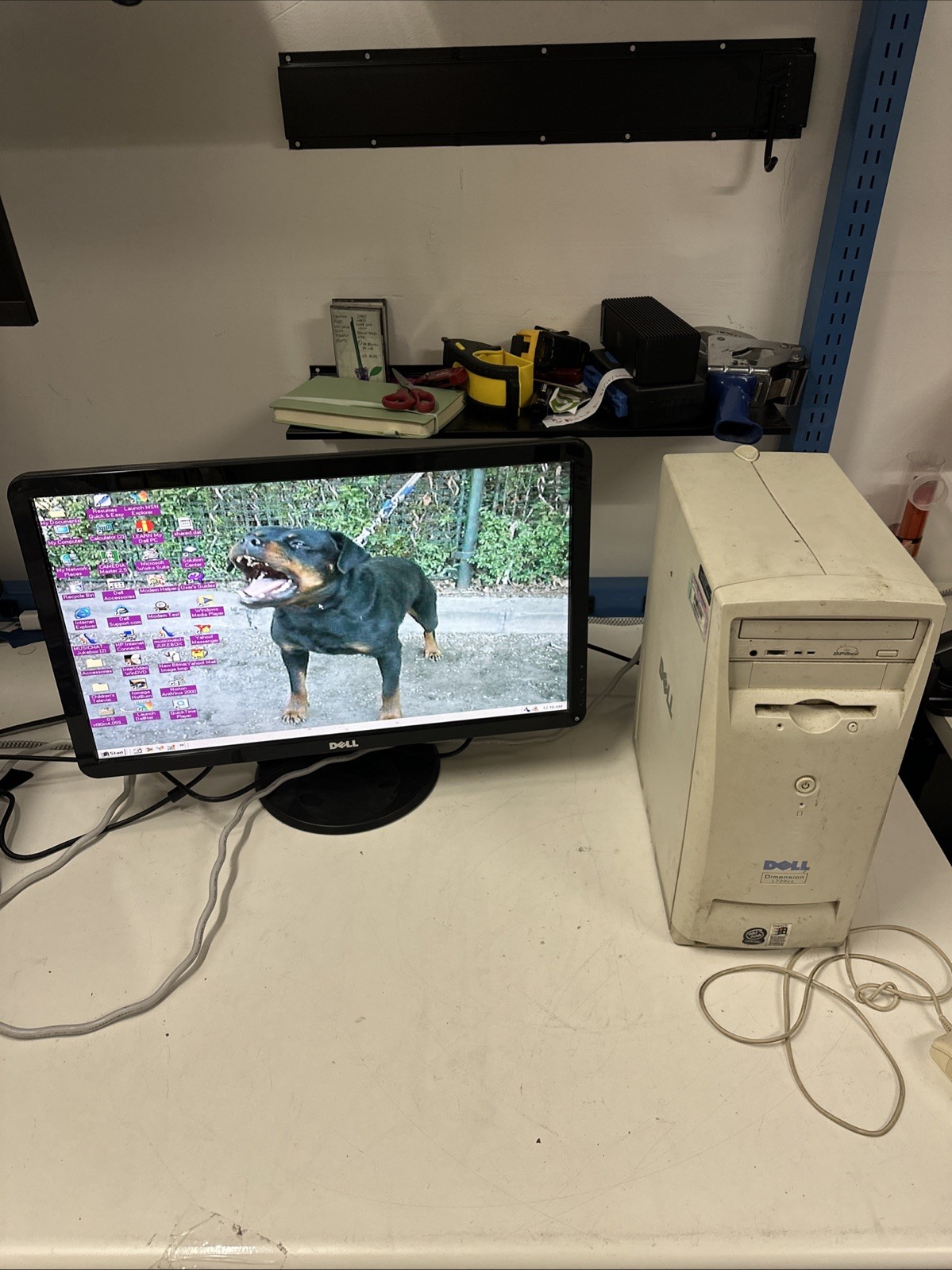 Vintage Dell Dimension L700cx Win ME Retro Gaming/Industrial - Celeron, 128MB