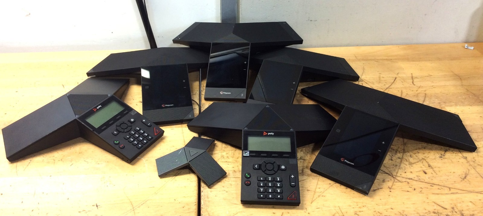 Lot of 6 - Polycom IP Conference Phones 4 Polycom Trio 8800, 2 Polycom Trio 8300
