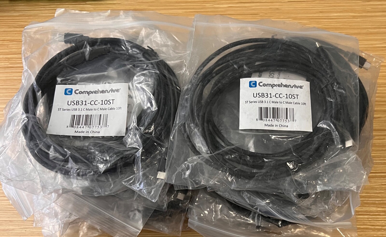Lot of 26 Comprehensive USB31-CC-10ST USB-C 3.1 Male-USB-C 3.1 Male Cable 10ft
