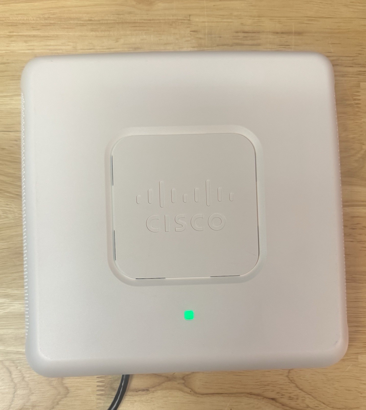 Cisco WAP571 1.9 Gbps Wireless Access Point - WAP571-N-K9 **NO MOUNTING BRACKET