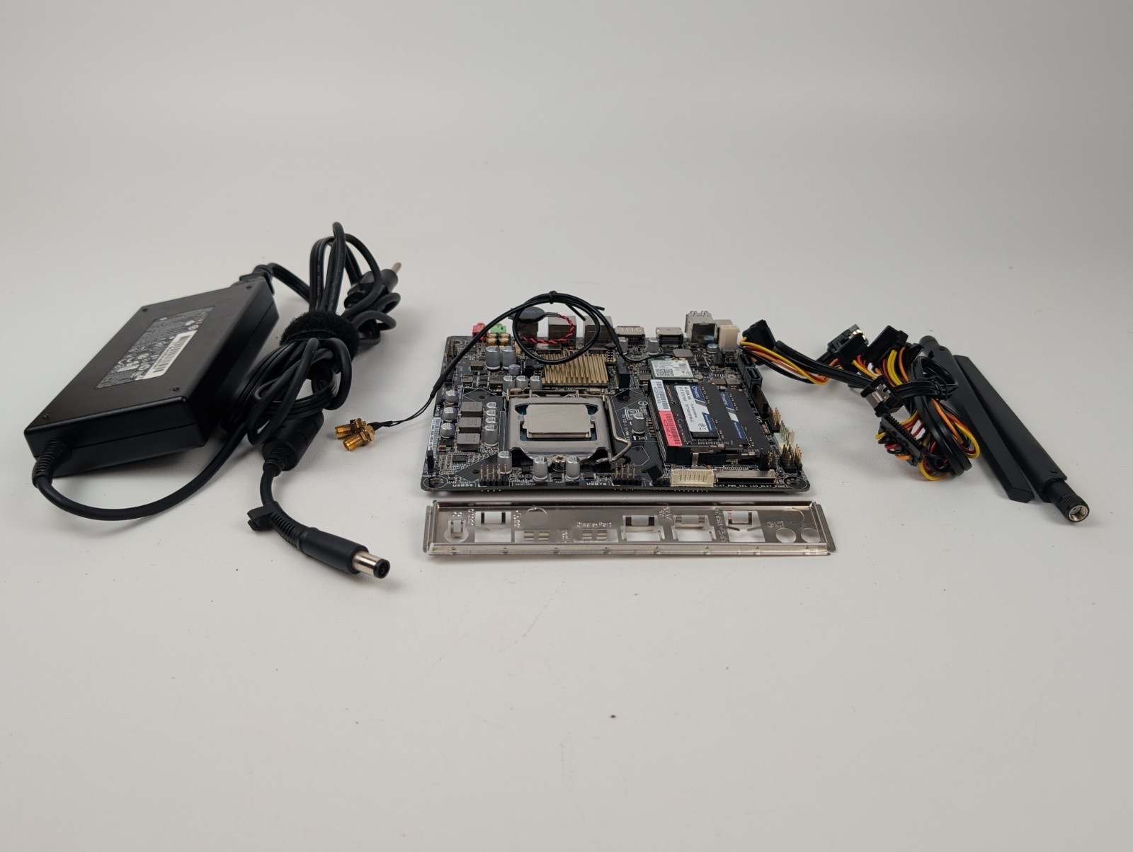ASUS H110T LGA1151 Motherboard Intel Mini-ITX COMBO I/O, Adapter,  i5 CPU, 8gb