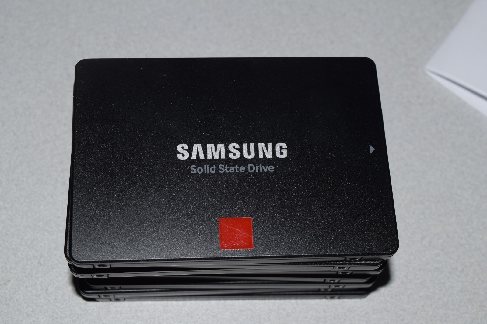Samsung 860 Pro 256GB V-NAND SATA Solid State Drive SSD MZ-76P256  (x8)