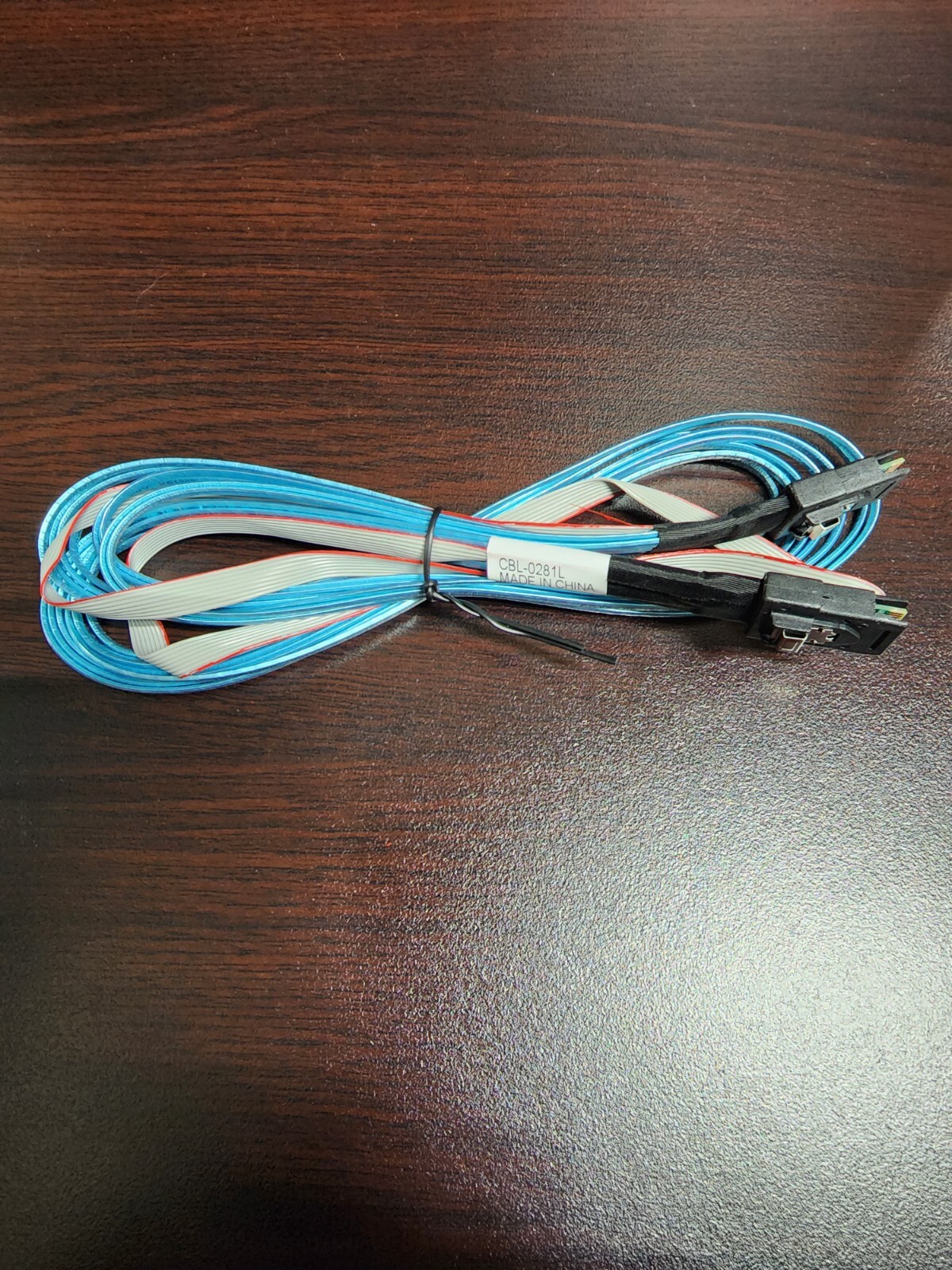 Supermicro CBL-0281L IPASS to IPASS Internal Backplane Cable, 75cm