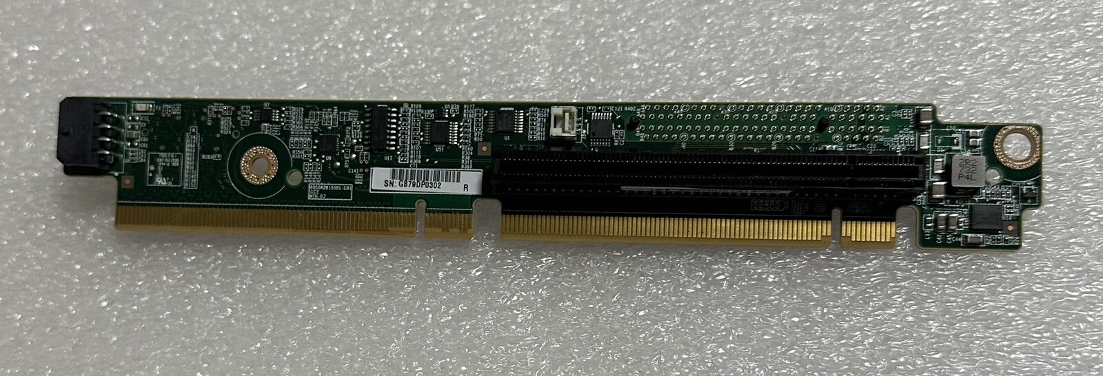 875548-001 HPE Primary riser board, x16 x8, GPU, 2x4 NVMe ports 1U DL36X Gen 10+