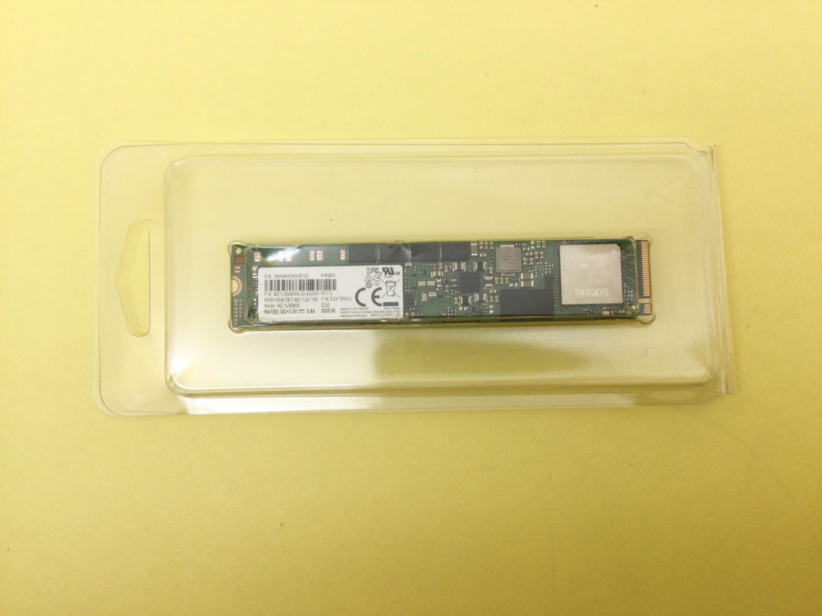 Samsung PM983 960GB PCIe NVMe M.2 22110 Internal SSD MZ-1LB9600 New