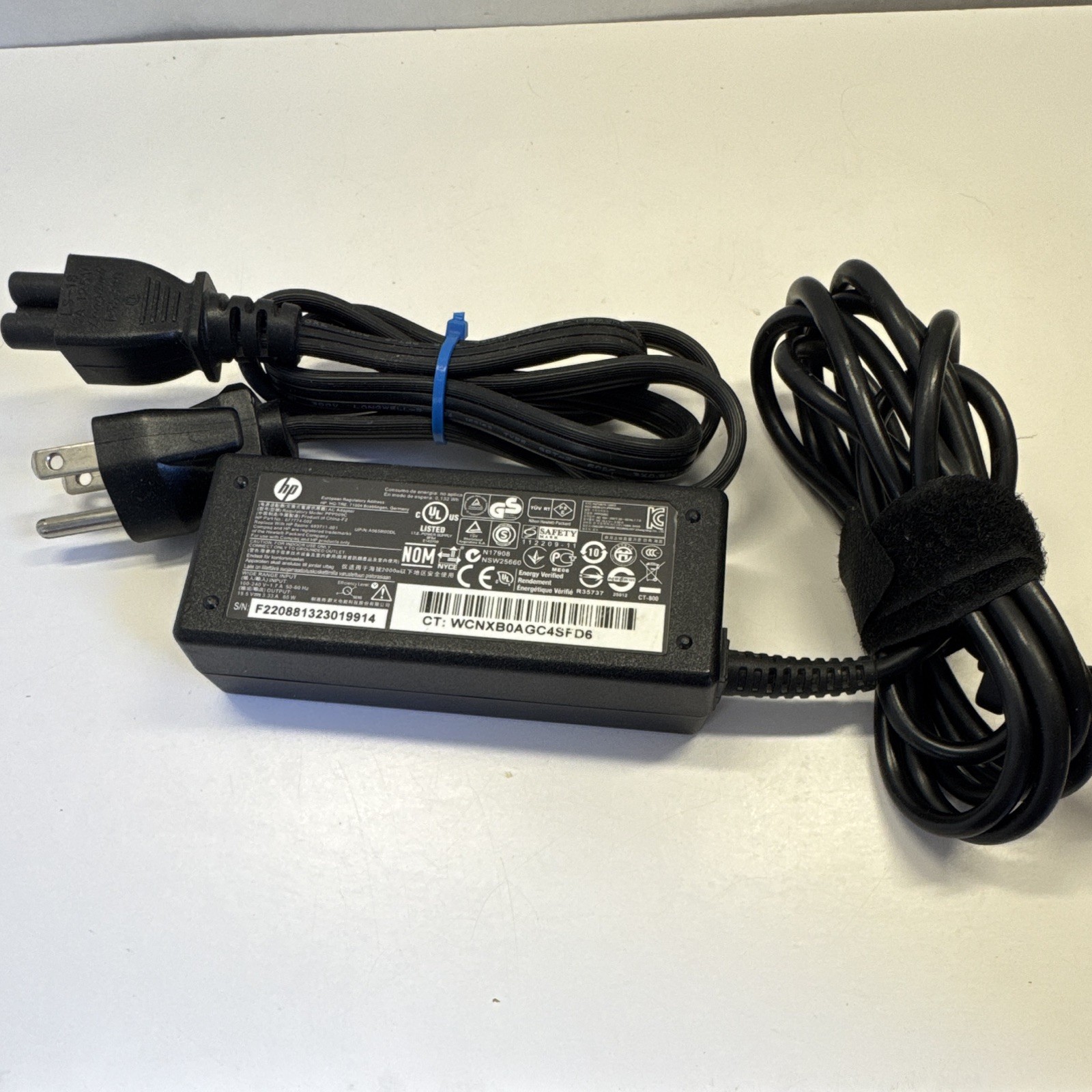 Genuine OEM HP 65W Laptop Charger 677774-002 693711-001 19.5V 3.33A Cord