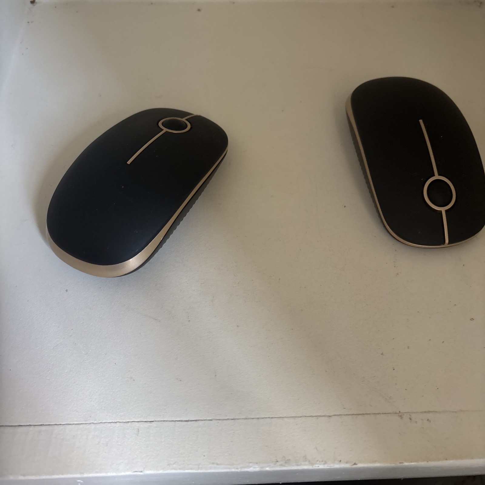 Jelly Comb 2.4G Slim Wireless Mouse with Nano Receiver MS001 Black and Gold
