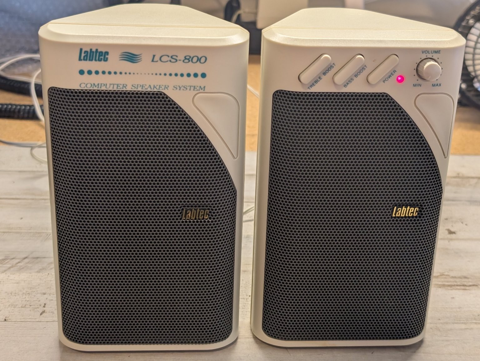 Labtec LCS-800 Computer Speaker System Treble Bass Boost 7.5" Vtg w Power *READ*