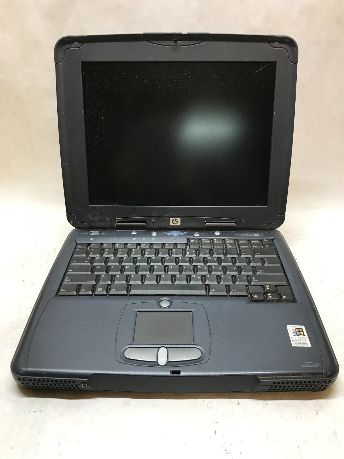 HP Omnibook XE3 F2300KT *Unknown Specs* For Parts/Repair POWER DEAD AS IS -  -DW