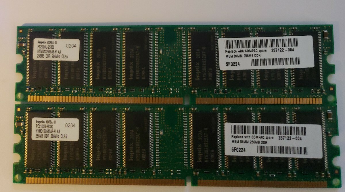Hynix PC2100U-25330 256MB DDR 266MHZ SDRAM Memory CL2.5