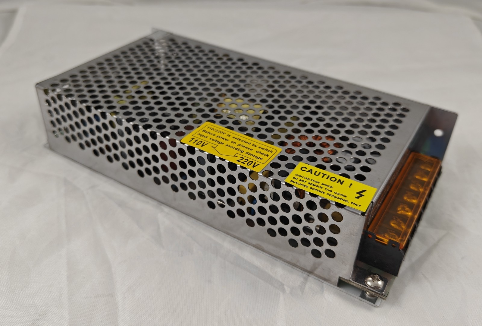Switching Power Supply S-150-48 Input 110-120V3.2A 200-277V1.6A Output 48V3A