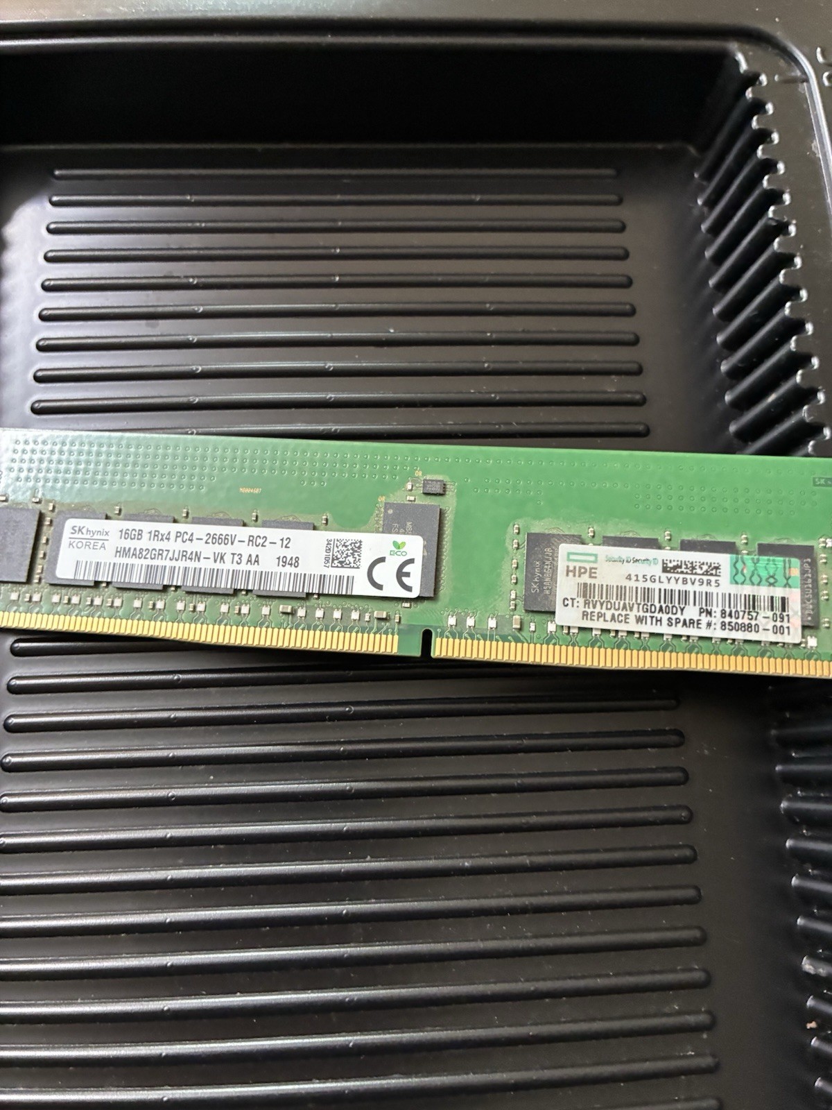 SK Hynix 16GB 1Rx4 PC4-2666V-RC2-12 ECC REG Server Memory P/N: HMA82GR7JJR4N-VK