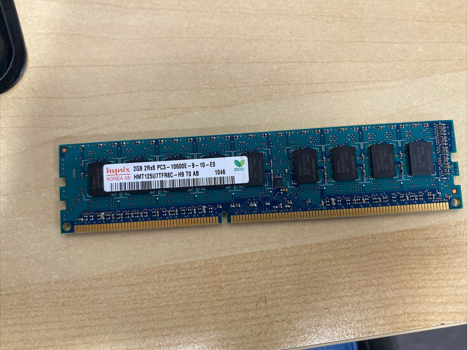Hynix (HMT125U7TFR8C-H9) 2GB RAM