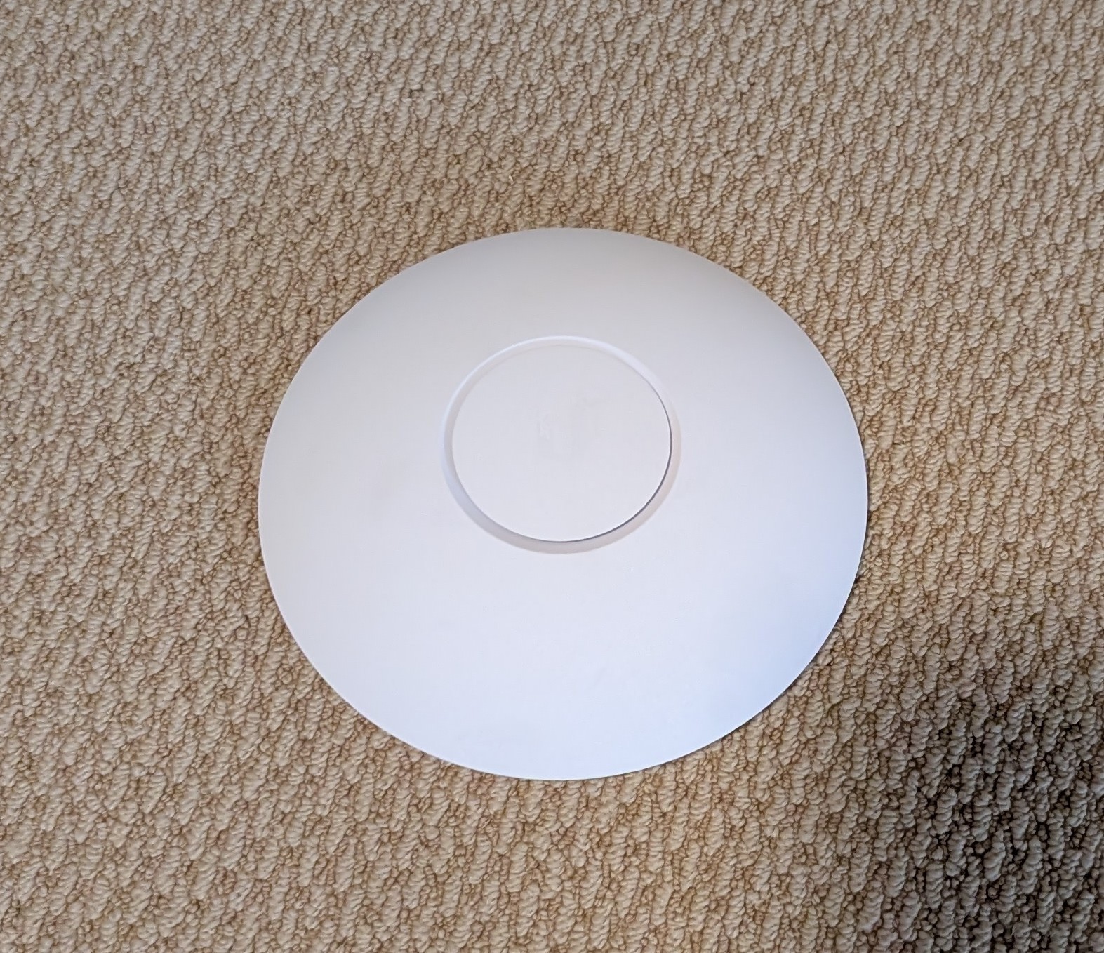 Ubiquiti UniFi AP Professional  (UAP-AC-LR) POE Access Point, tested + reset