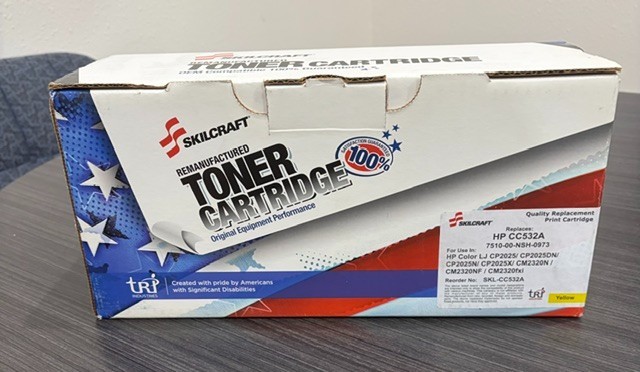 Triumph™ TONER 304A CC532A for HP LJ CP2025, CP2025DN - Yellow