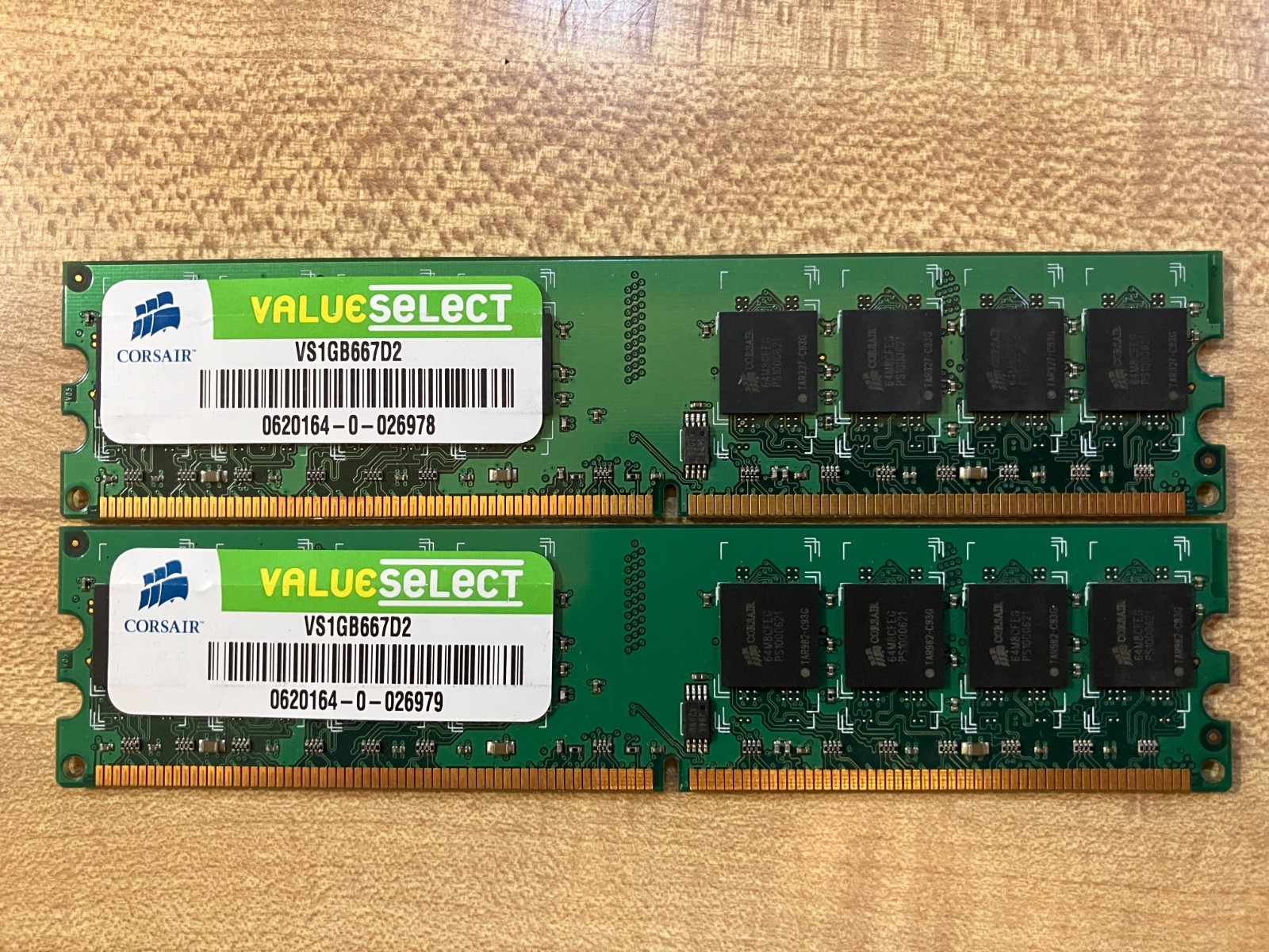 Gently Used Corsair ValueSelect VS1GB667D2 2GB Desktop Ram Kit