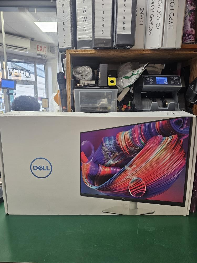 Dell S2722DC 27" WQHD Monitor (2560x1440), Platinum Silver (E10052589)