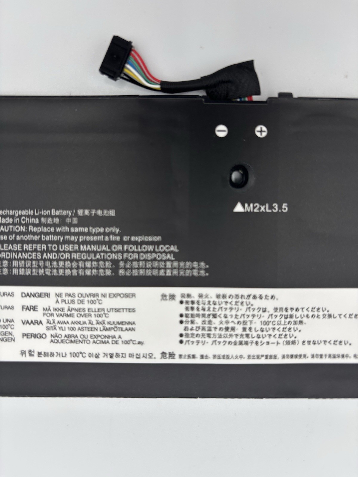 SUNNEAR rechargeable Li-ion replacement laptop battery, model L19C4PDC