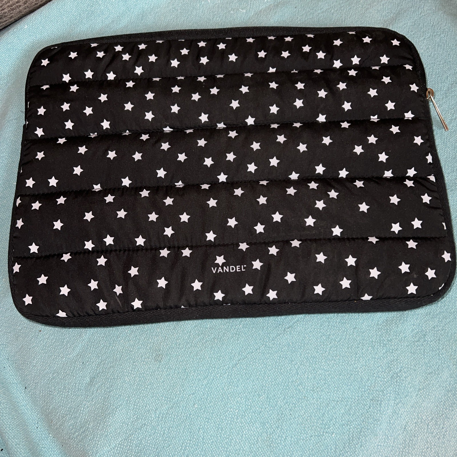 Quilted Vandal Laptop Case Black with Stars Fits 12 Laptop New Nicely Lined Bag