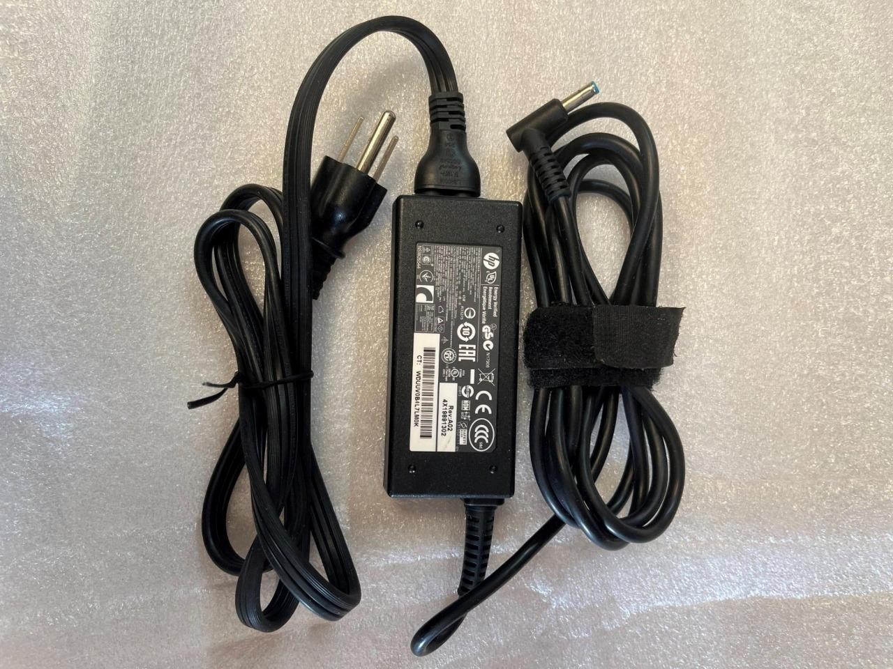 HP Laptop Charger 45w AC Power Adapter 740015-002 741727-001 19.5V 2.31A