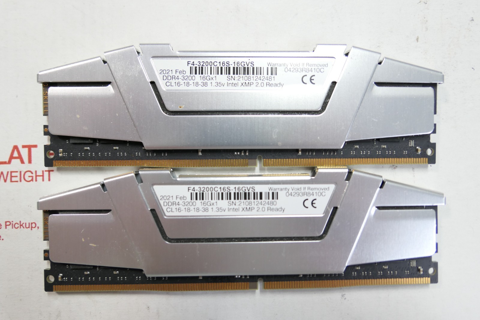 G.SKILL Ripjaws V 32GB (2x16GB) DDR4-3200 288-Pin DIMM XMP F4-3200C16S-16GVS