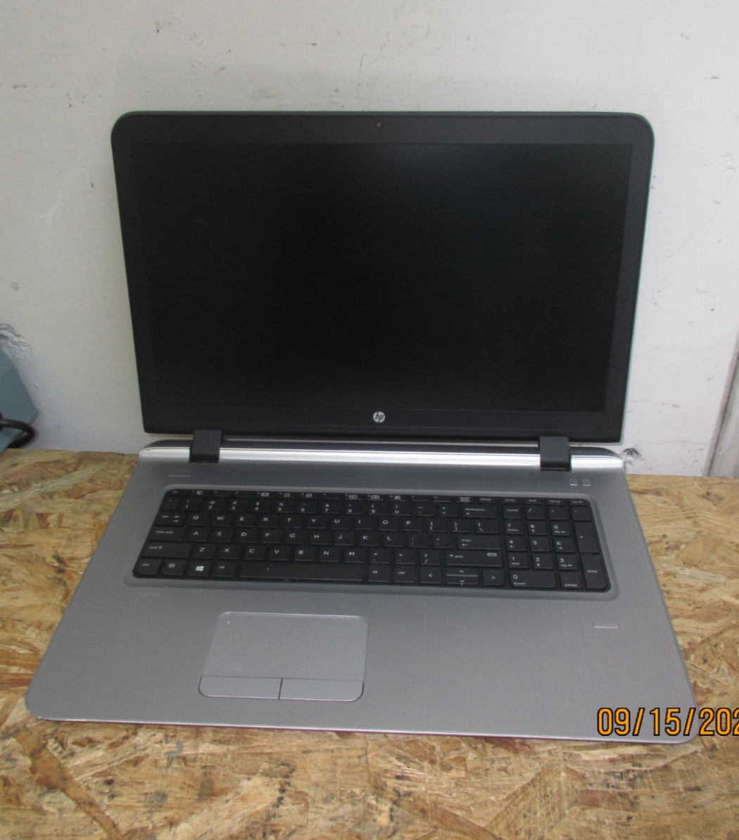 HP ProBook 470 G3  i5-6TH 8GB RAM 128GB SSD W11P Laptop.