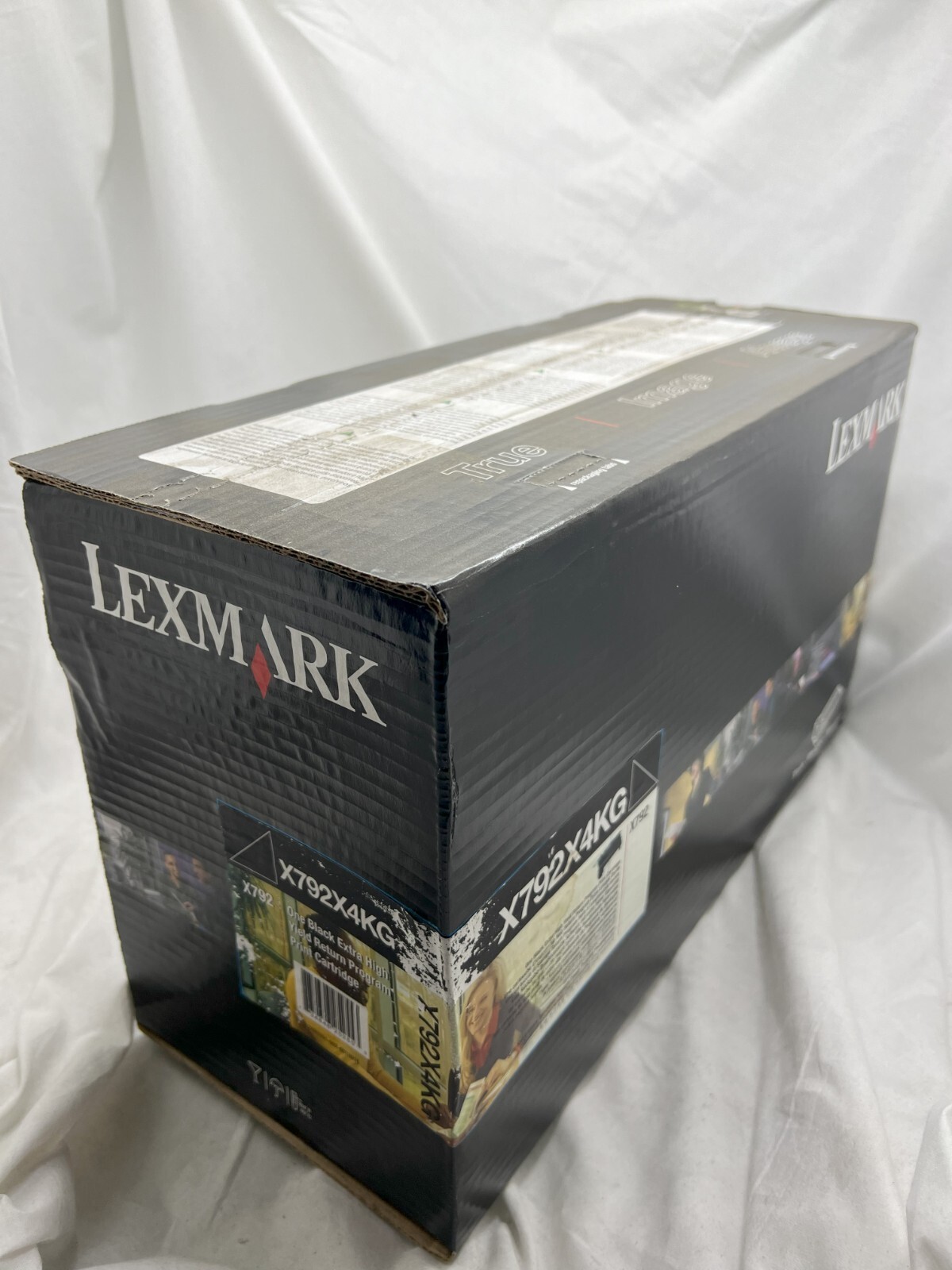 X792X4KG OEM Lexmark Extra High Yield Black Toner. Minor Damaged Box