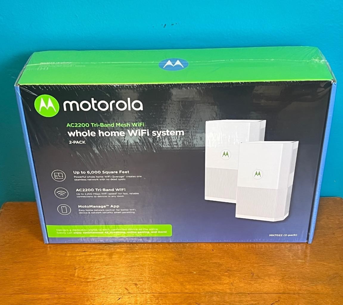 nib Sealed MOTOROLA Whole Home Mesh WiFi System, AC2200 Tri-Band WiFi 2-PACK