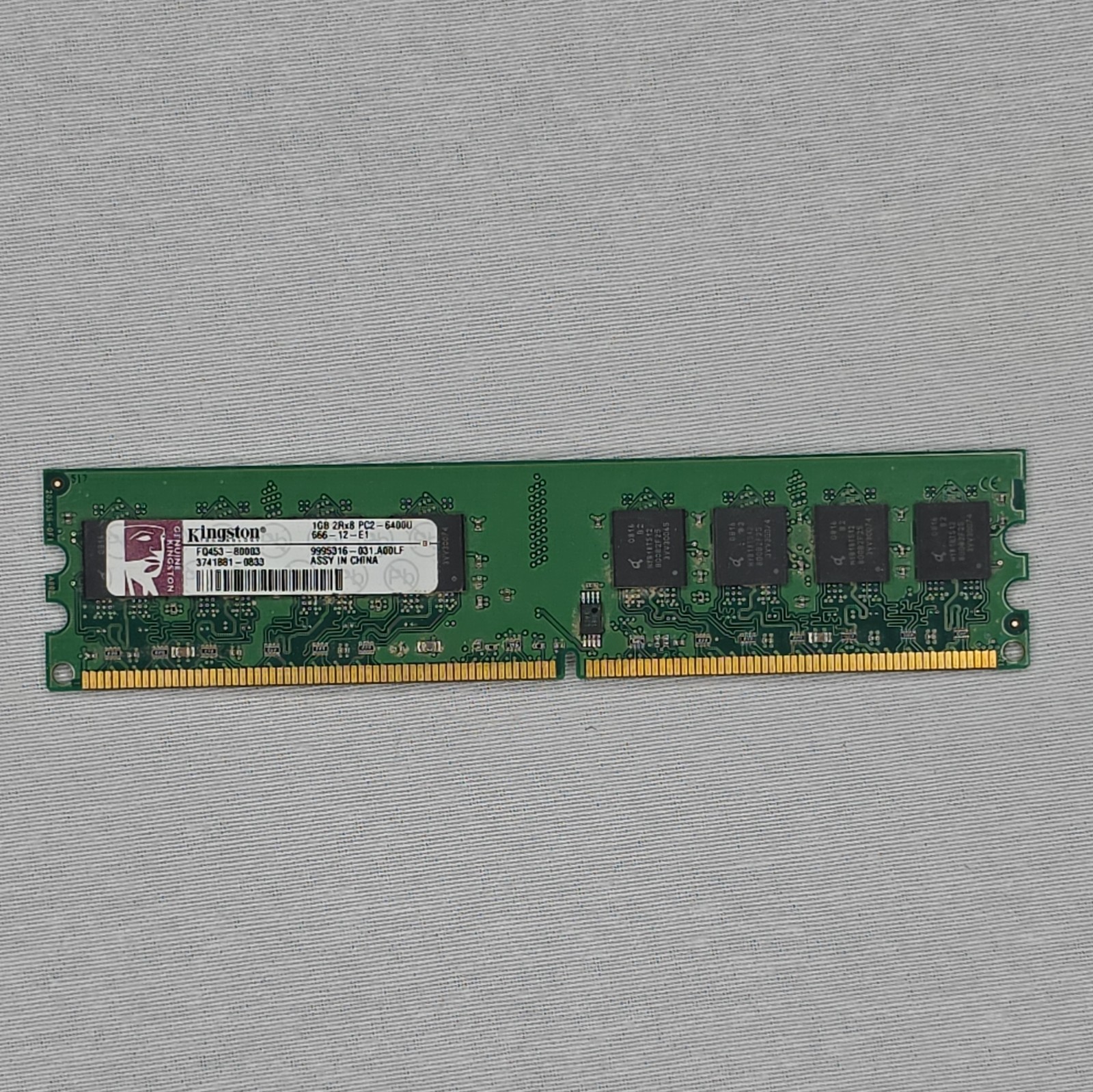 Kingston 1GB DDR2 DIMM PC2-6400U 240-Pin Non-ECC Unbuffered KVR800D2N6/1G
