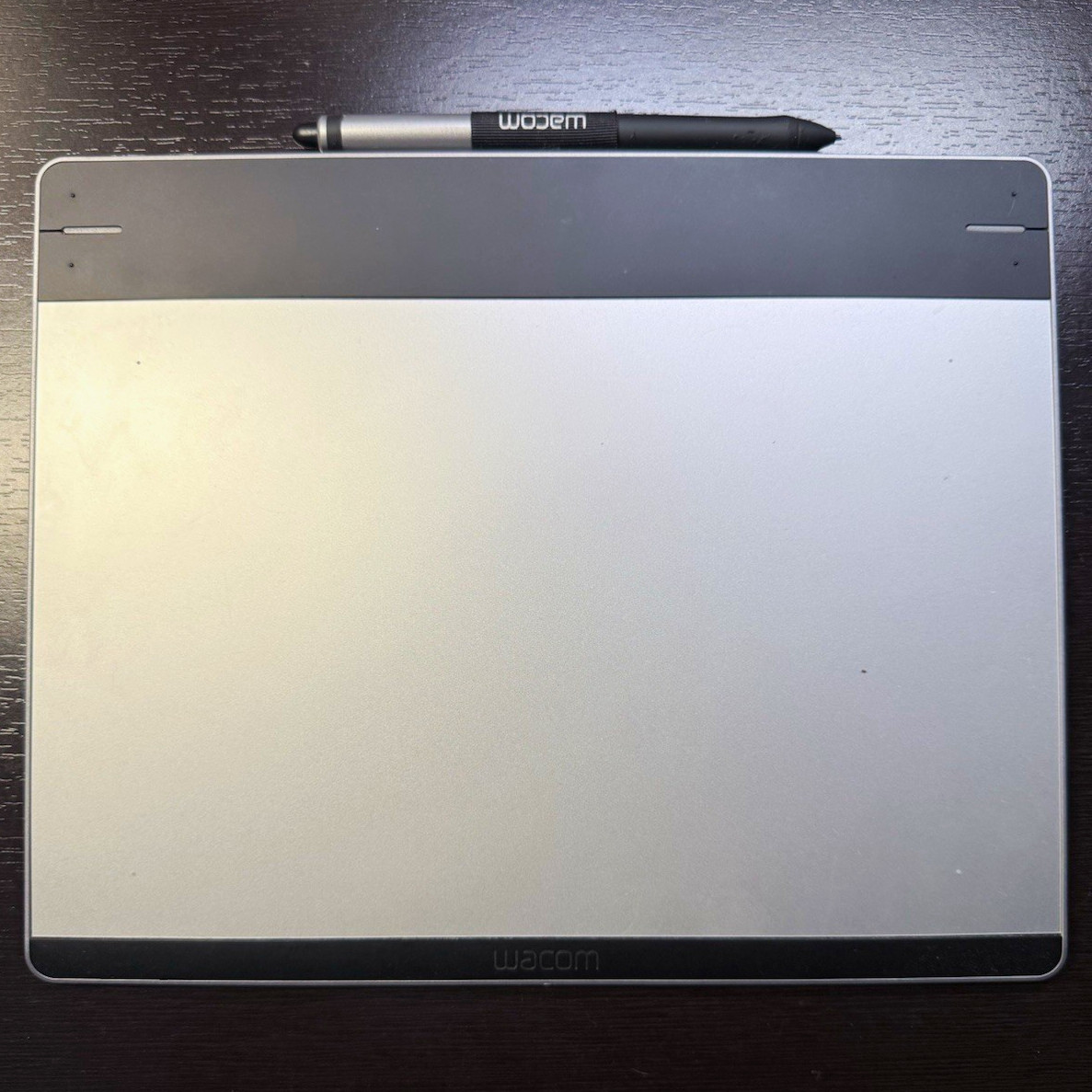 Wacom Intuos CTH-680 Pen & Touch Medium Graphics Tablet USB with Pen