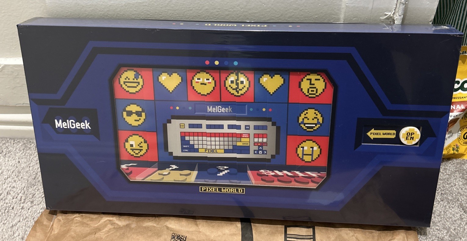 MelGeek Pixel Blocks Keyboard Lego Wireless & Wired Bluetooth World NEW BONUS