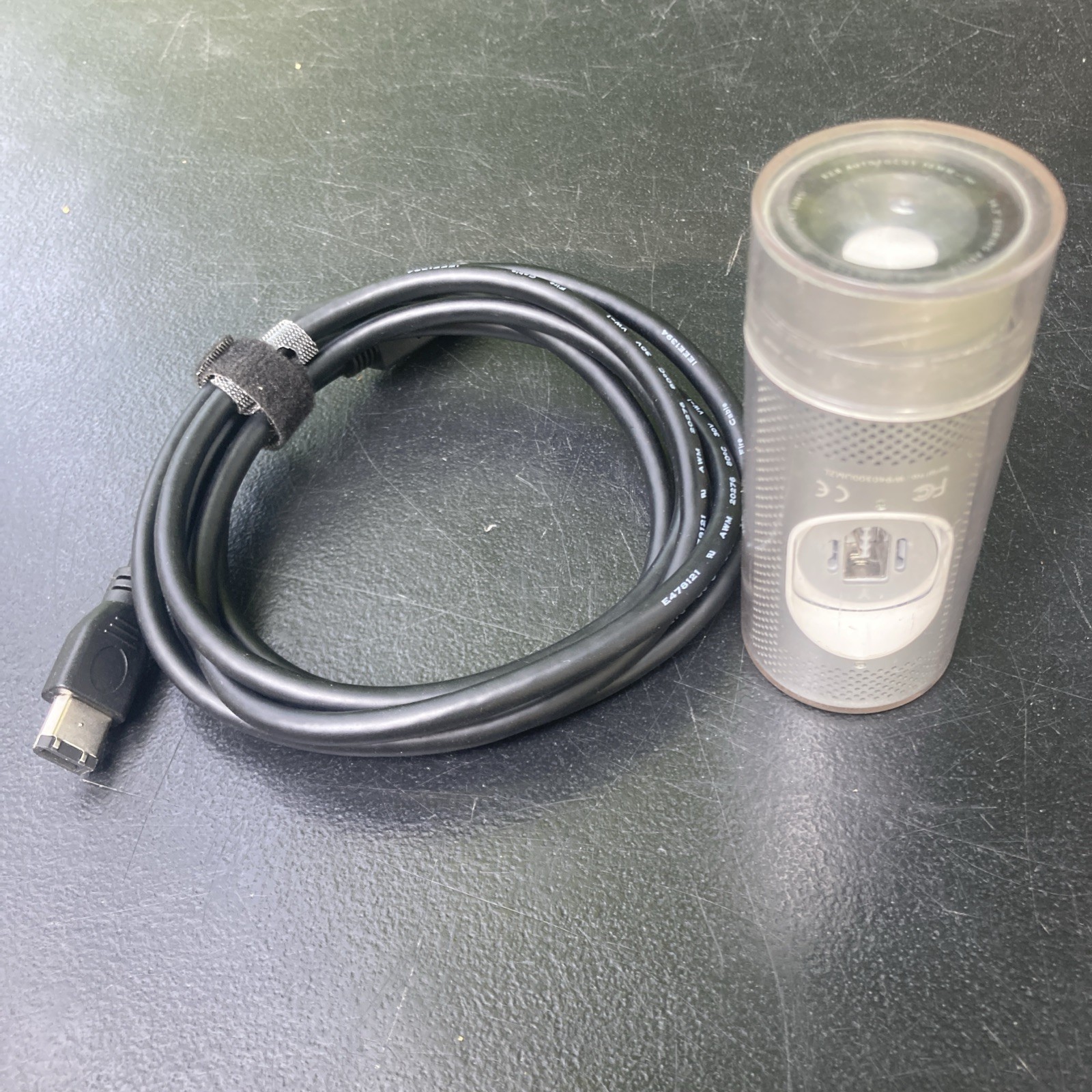 Apple iSight FireWire 800 to 1394a Camera 6ft Cable Clear Case Tested