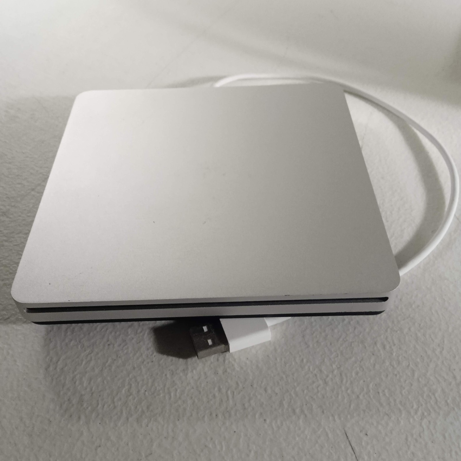 Apple Mac USB SuperDrive MD564LL/A A1379 External CD/DVD Disc Drive (A2)