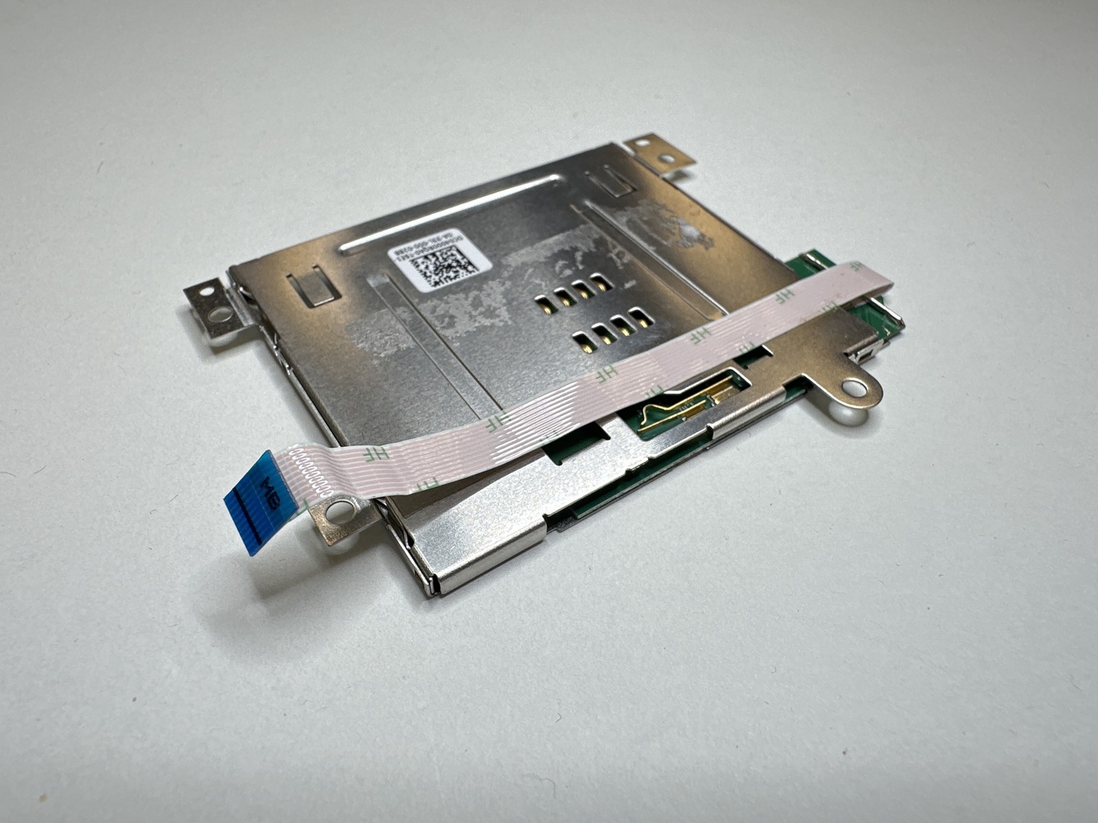 M17063-001 SPS-Smart Card Reader with Cable for ZBook Fury 15 G7